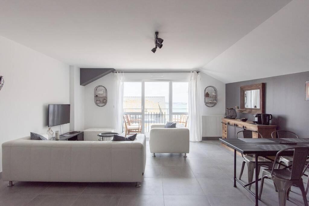 Appartement 4 étoiles vue mer et bord de plage Chez Odette Saint-Malo Esterno foto