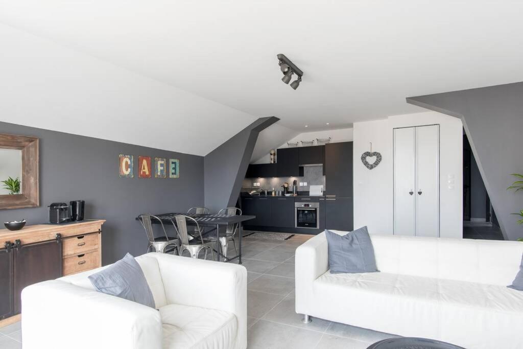 Appartement 4 étoiles vue mer et bord de plage Chez Odette Saint-Malo Esterno foto