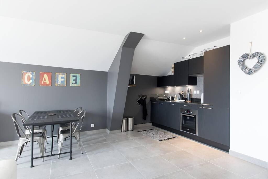Appartement 4 étoiles vue mer et bord de plage Chez Odette Saint-Malo Esterno foto